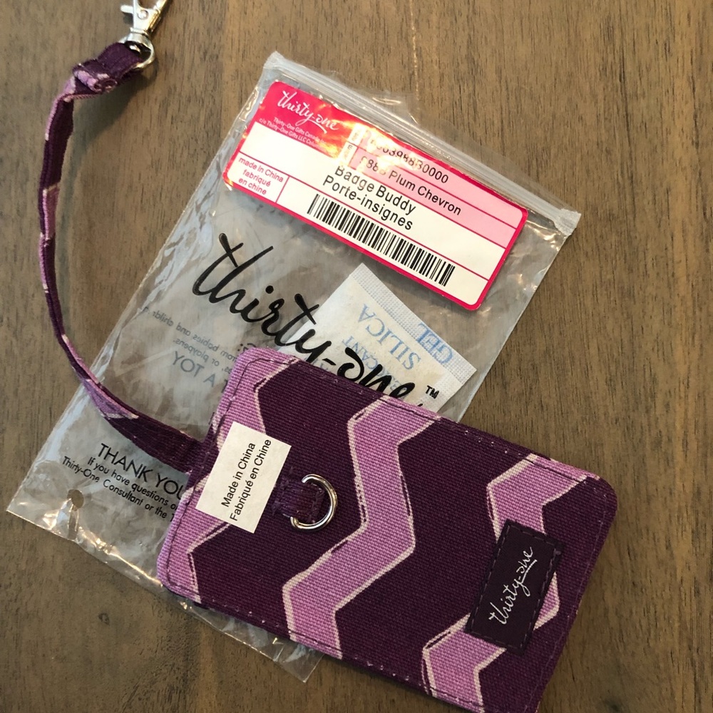 thirty one luggage tag